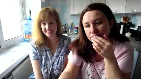 Tatiana 43 curvy sexy body and Joanna redhead 39 years online show from 03.07.25