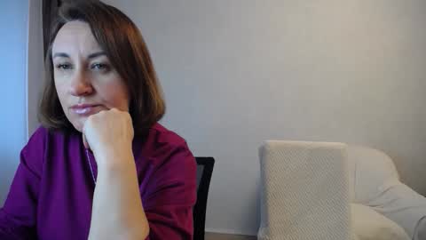 Tatiana 43 curvy sexy body and Joanna redhead 39 years online show from 11.19.25