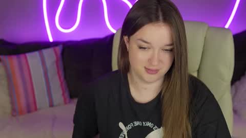 DONNA online show from 11.17.25