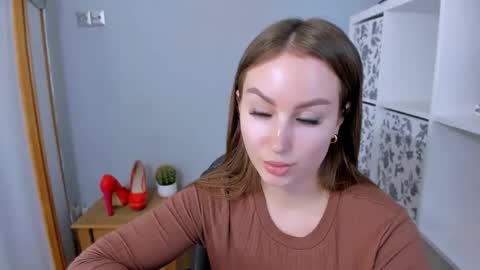 Snapshot of donnasensual chatting on 10.30.25 DonnaSensual online show from 10.30.25