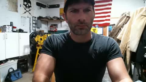Snapshot of donniestone chatting on 10.23.25 donniestone online show from 10.23.25