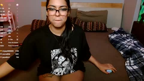 DontBeMina online show from 12.23.24