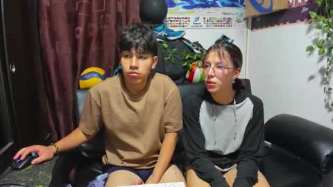 Snapshot of donuts_dd chatting on 09.25.25 Donuts DD online show from 09.25.25