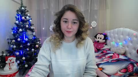 Snapshot of dorasuun chatting on 12.11.24 dorasuun online show from 12.11.24