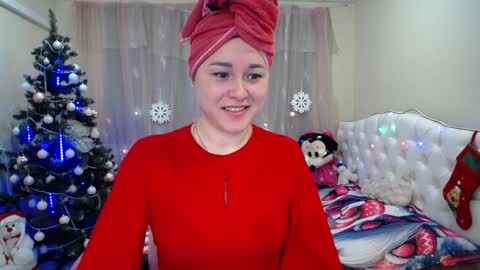 Snapshot of dorasuun chatting on 12.29.24 dorasuun online show from 12.29.24