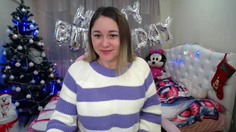 Snapshot of dorasuun chatting on 01.06.25 dorasuun online show from 01.06.25