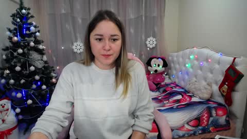 Snapshot of dorasuun chatting on 01.19.25 dorasuun online show from 01.19.25