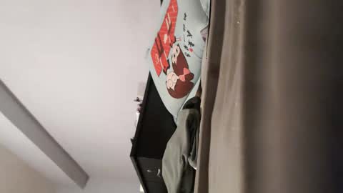 Snapshot of doratoxxl chatting on 12.13.25 doratoxxl online show from 12.13.25