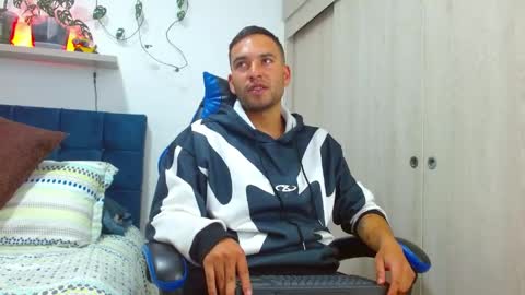 Snapshot of dorian_h chatting on 05.04.26 dorian_h online show from 05.04.26