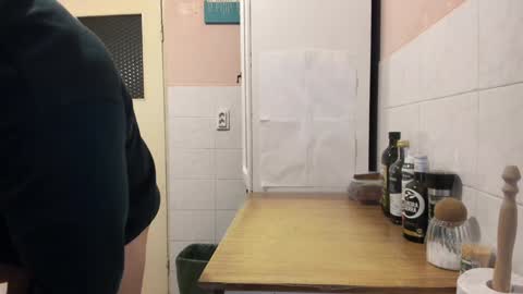 Snapshot of doriancretu95 chatting on 01.02.25 menu below online show from 01.02.25