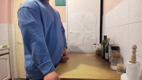 Snapshot of doriancretu95 chatting on 01.28.25 menu below online show from 01.28.25