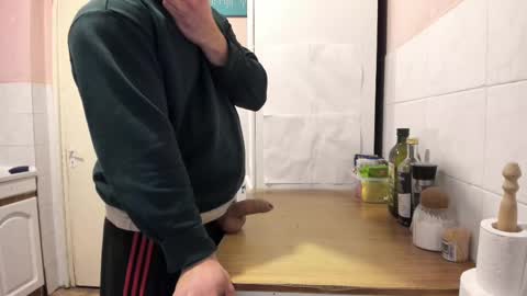 Snapshot of doriancretu95 chatting on 02.23.25 menu below online show from 02.23.25