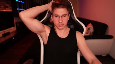 Dorian Reyes online show from 10.23.25