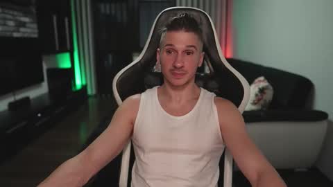 Dorian Reyes online show from 11.02.25