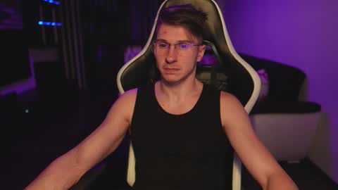 Dorian Reyes online show from 11.07.25