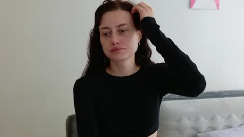 dormineaa online show from 08.05.26