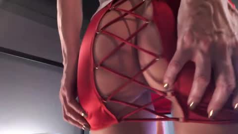 Dorothy Next stream on Monday at 3am-9am online show from 01.13.25