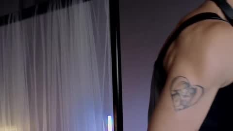 Dorothy Next stream on Monday at 3am-9am online show from 10.12.25