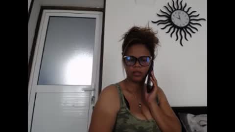 Snapshot of dorothyinsky chatting on 01.11.25 DorothyInsky online show from 01.11.25