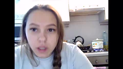 Snapshot of dorrie_ann chatting on 12.10.24 Dorrie Ann online show from 12.10.24