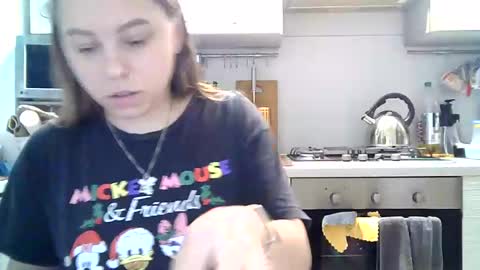 Snapshot of dorrie_ann chatting on 01.13.25 Dorrie Ann online show from 01.13.25