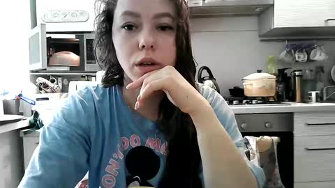 Snapshot of dorrie_ann chatting on 02.08.25 Dorrie Ann online show from 02.08.25