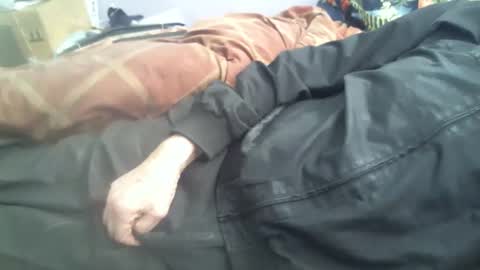 Hello  welcome to Slutsville  I am the Naked Chef  really  but you may call me Peter online show from 03.26.26