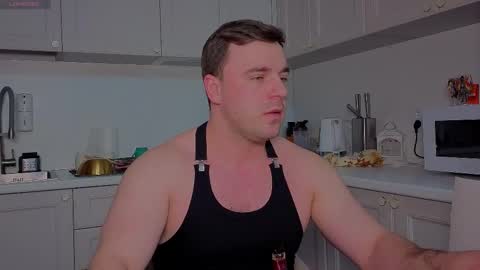 Sasha online show from 12.18.25