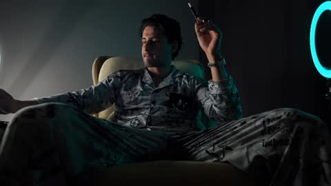 Keen online show from 02.05.25