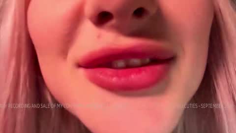 Lana  Eva  dont forget to give us a thumb up online show from 09.20.25