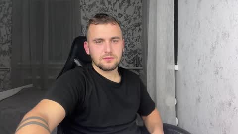 douglas_666 online show from 10.25.25