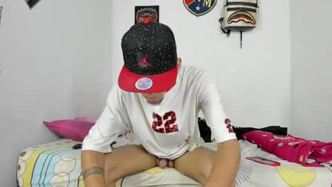 Snapshot of douglas_gallegos chatting on 12.15.24 douglas_gallegos online show from 12.15.24