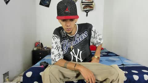 Snapshot of douglas_gallegos chatting on 01.21.25 douglas_gallegos online show from 01.21.25