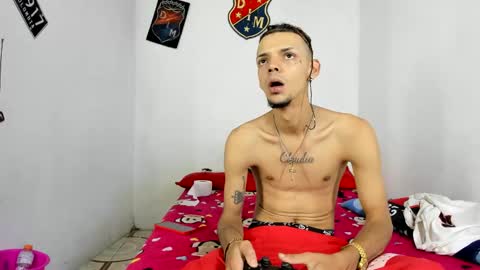 Snapshot of douglas_gallegos chatting on 01.26.25 douglas_gallegos online show from 01.26.25