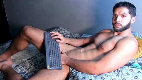 Snapshot of douglasskingjr chatting on 11.05.25 douglasskingjr online show from 11.05.25