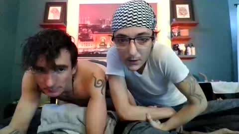 Douxi online show from 11.16.25