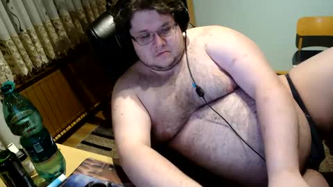 Snapshot of dovahkaat chatting on 02.18.25 dovahkaat online show from 02.18.25