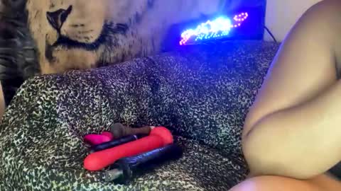 dove_love22 online show from 11.08.25