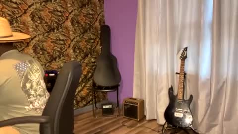 MrPirated online show from 01.01.25