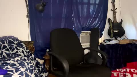 MrPirated online show from 03.04.25