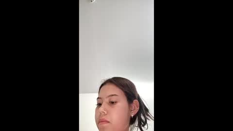 Laura online show from 04.02.26