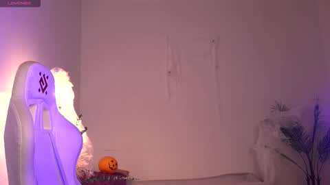 Lisbeth Salander online show from 11.03.25