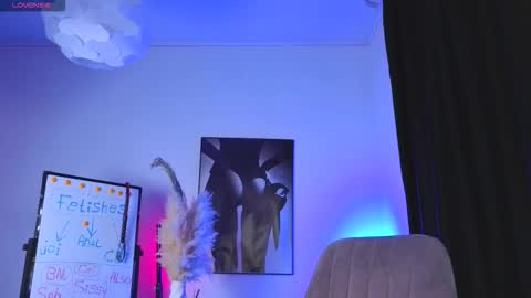 Lisbeth Salander online show from 02.08.26