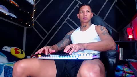 Drake online show from 10.21.25