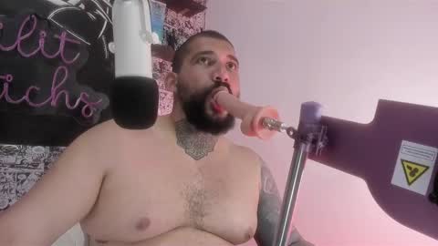 drake whitee Independent Model online show from 11.05.25