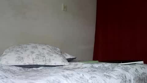 Snapshot of drakesonxx chatting on 09.26.25 Andrs  Independent Model online show from 09.26.25