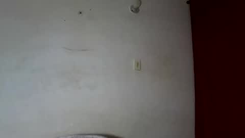 Snapshot of drakesonxx chatting on 10.31.25 Andrs Independent Model online show from 10.31.25