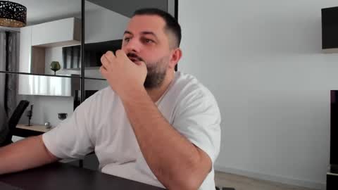 Snapshot of draven_a chatting on 01.27.25 Draven A online show from 01.27.25