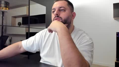 Snapshot of draven_a chatting on 01.28.25 Draven A online show from 01.28.25