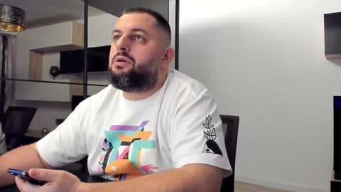 Snapshot of draven_a chatting on 02.19.25 Draven A online show from 02.19.25